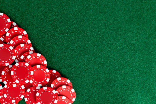 Low-stake Domino QQ table